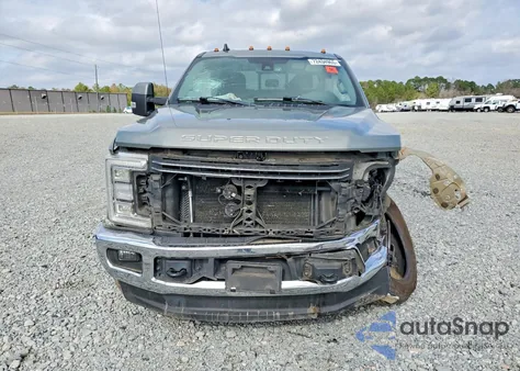 2019 Ford F250 Super Duty из США, поврежденный, VIN 1FT7W2B60KED45982